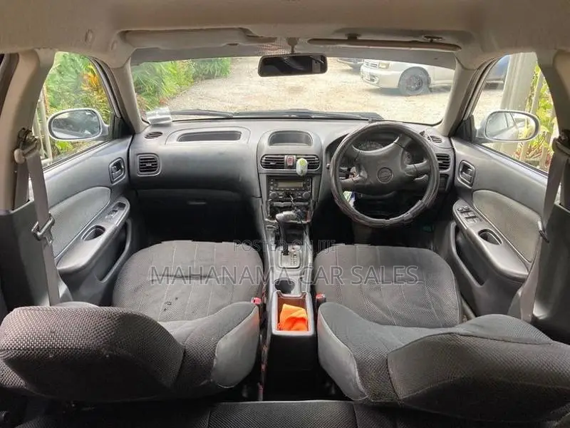 Nissan AD Wagon 2001