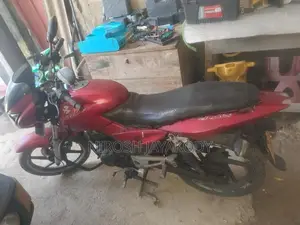 Bajaj Pulsar 180 2004
