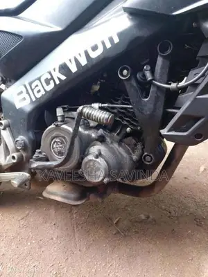 Bajaj Pulsar AS 150 1 2016
