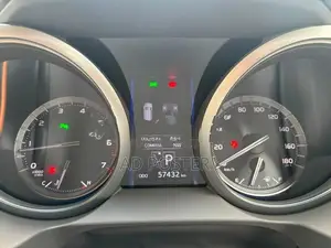 Toyota Land Cruiser Prado TX 150 2016