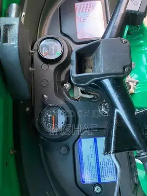 Bajaj RE 2019