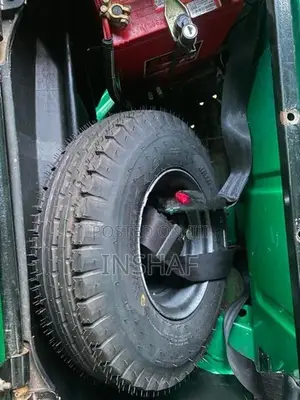 Bajaj RE 2019