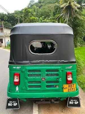 Bajaj RE 2019