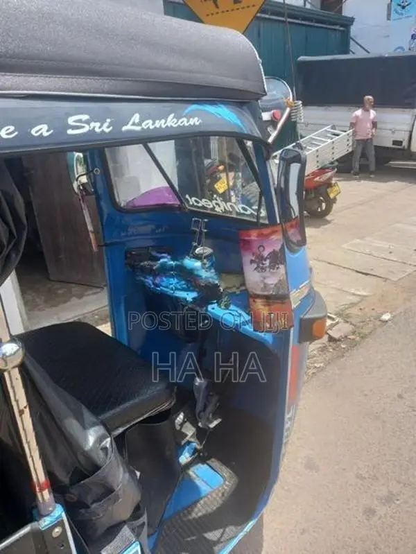 Bajaj RE 1995