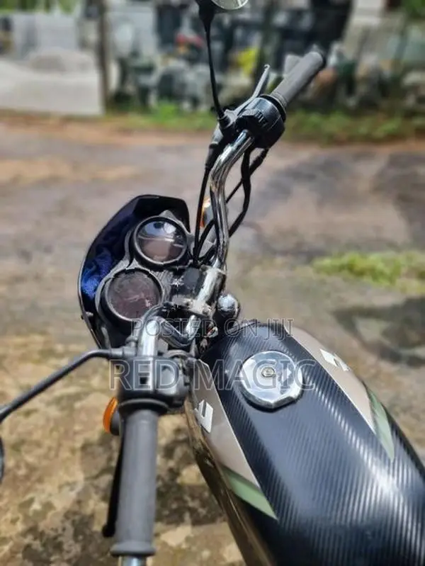 Bajaj CT100 2007