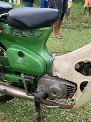 Honda Super Cub 2006