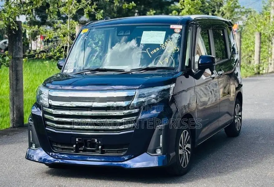 Toyota Roomy Custom G 2025