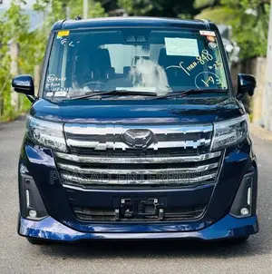 Toyota Roomy Custom G 2025