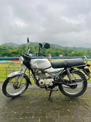 Bajaj Boxer 2003