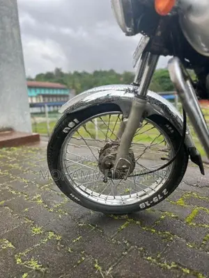 Bajaj Boxer 2003