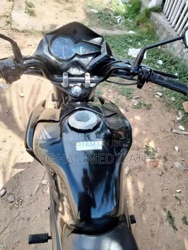 Honda Twister 2014