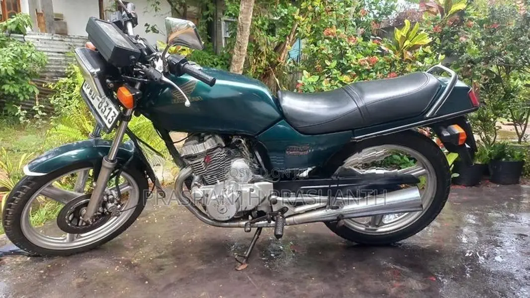 Honda CB 125 2009