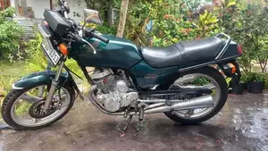 Honda CB 125 2009