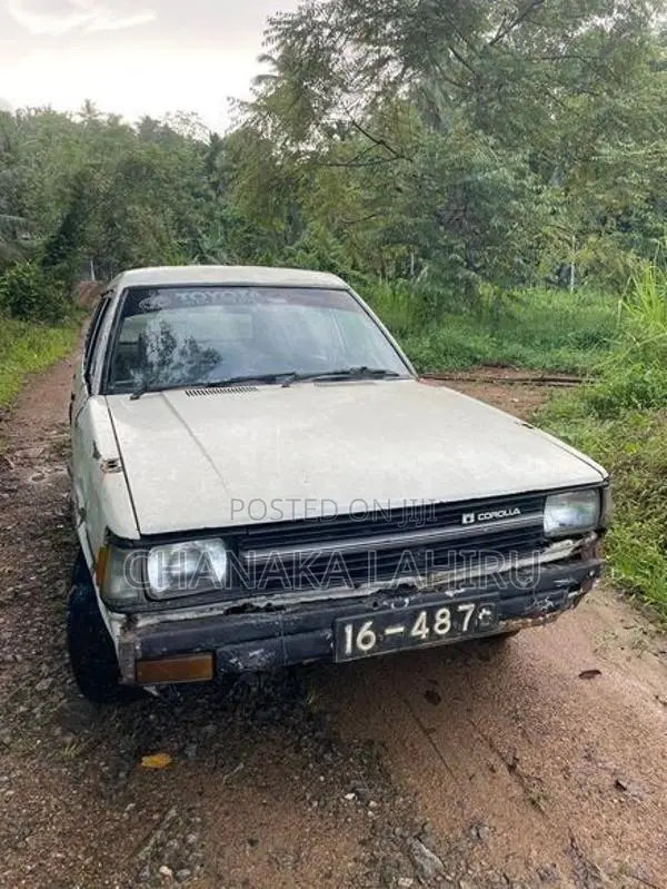 Toyota Corolla DX 1986