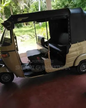 Bajaj RE 2004