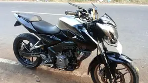 Bajaj Pulsar NS200 2017