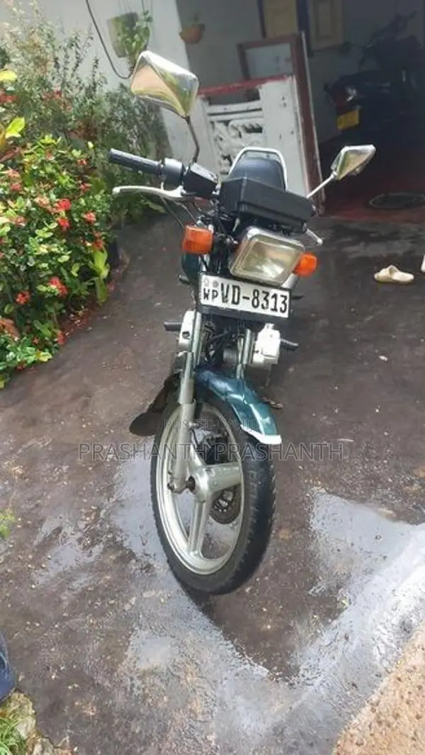 Honda CB 125 2009