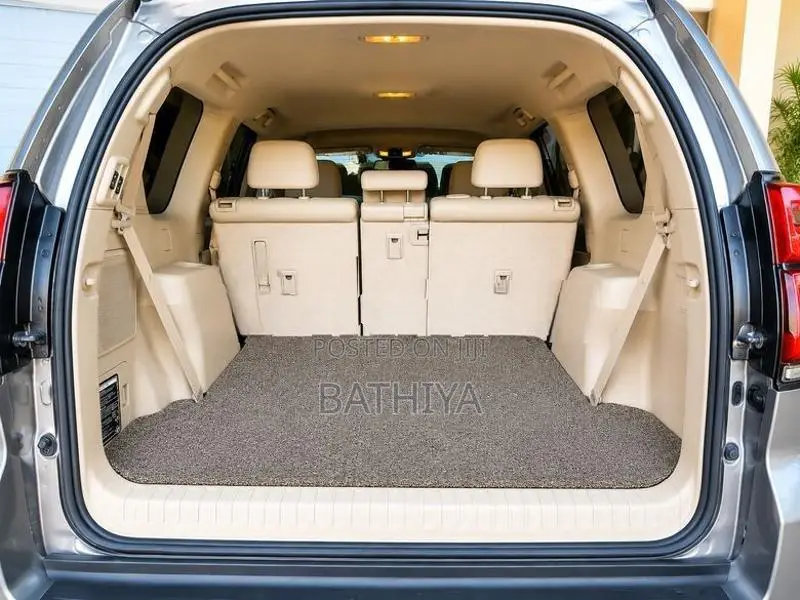 Toyota Land Cruiser Prado TX 150 2017