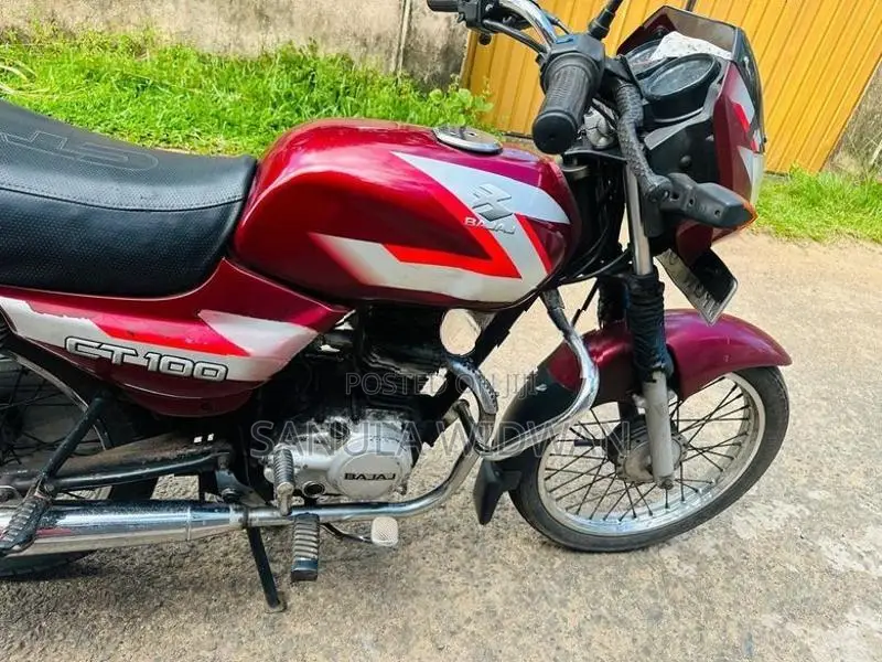 Bajaj CT100 2004