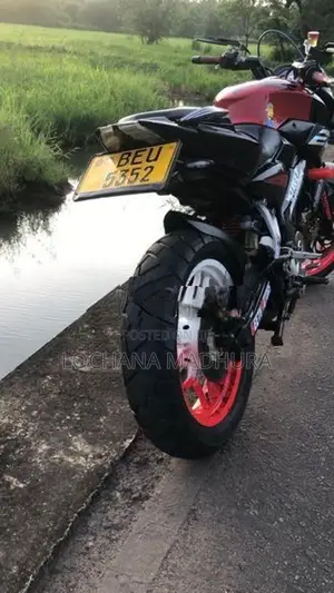 Bajaj Pulsar NS200 2014
