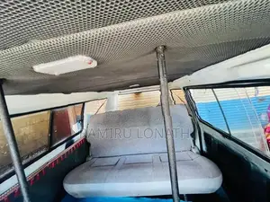 Mitsubishi L300 Mtsubishu delicaL300 1984