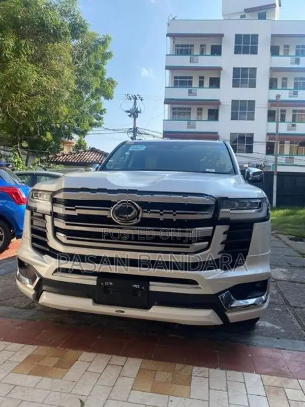 Toyota Land Cruiser 2025
