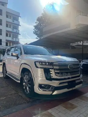 Toyota Land Cruiser 2025