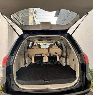 Mitsubishi Montero Sport 2012