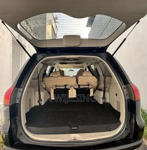 Mitsubishi Montero Sport 2012