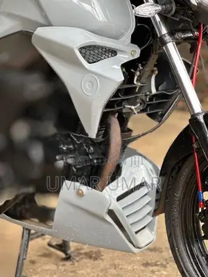 Honda CB Trigger 2015
