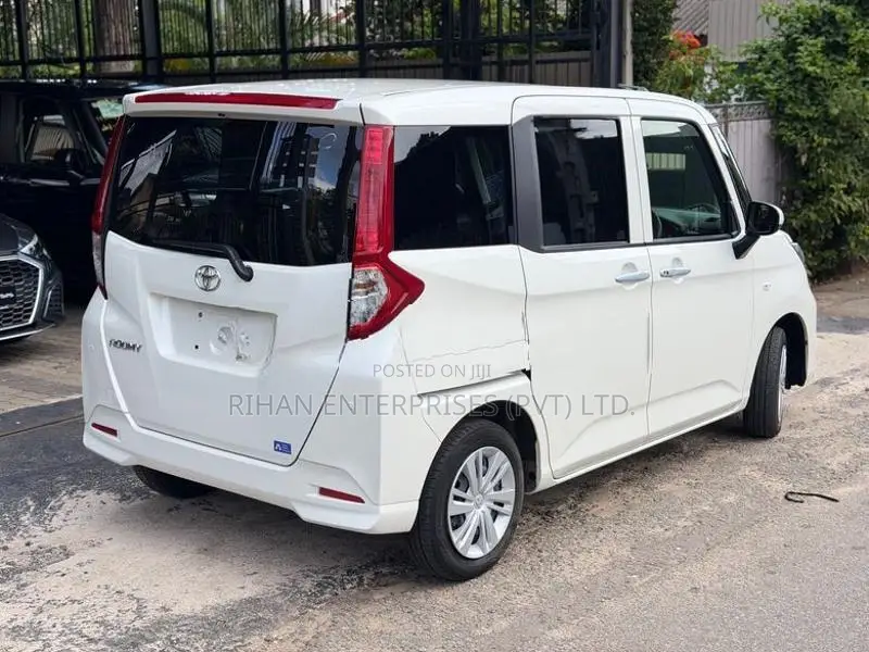 Toyota Roomy X Grade Push Start 2023