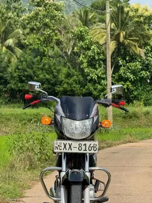 Bajaj CT100 2012