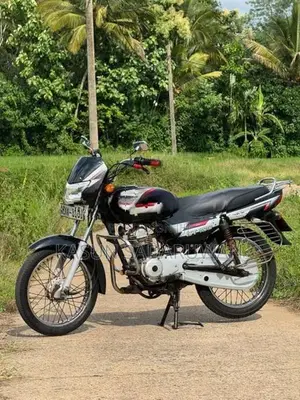 Bajaj CT100 2012