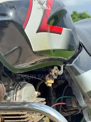 Bajaj CT100 2012