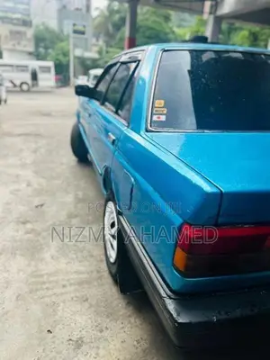 Nissan Sunny 1988