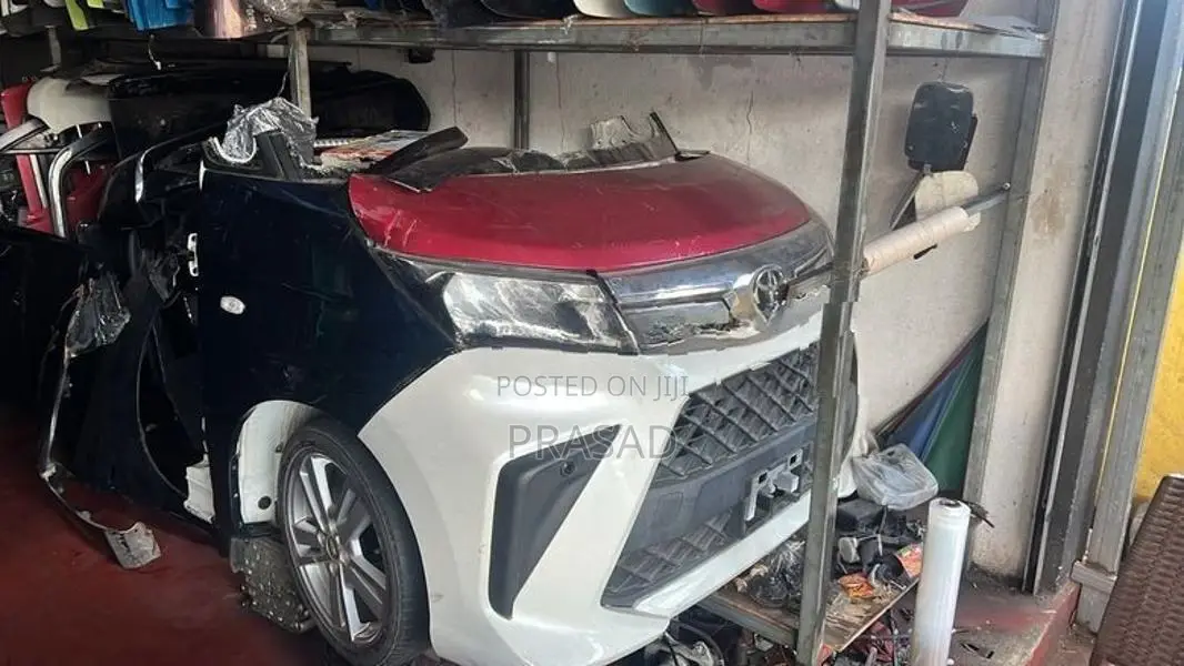 Toyota Roomy Shell with Butter