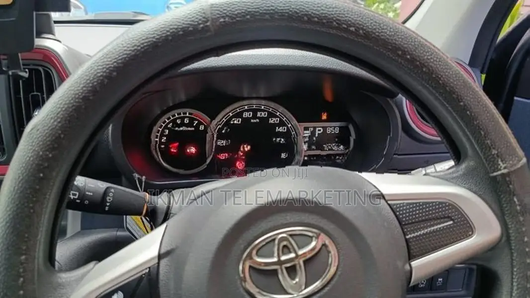 Toyota Passo 2016