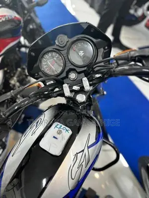 Bajaj CT100 2026