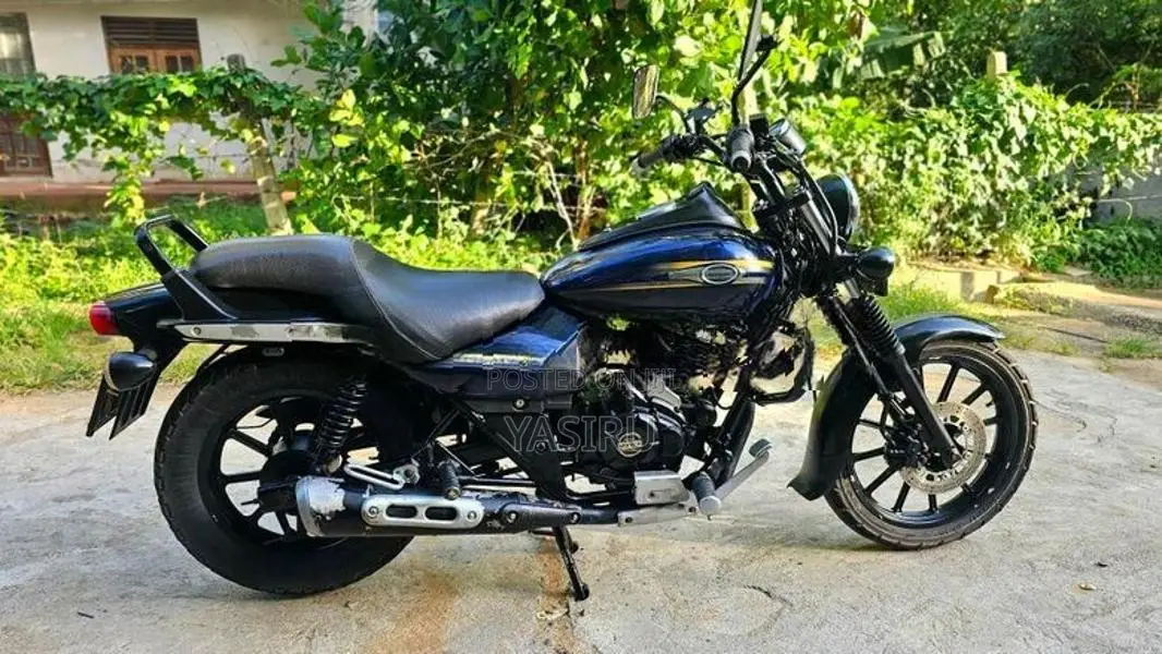 Bajaj Avenger Street 150 2017