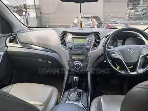 Hyundai Santa Fe 2013