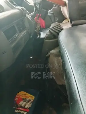 Isuzu 250 1987