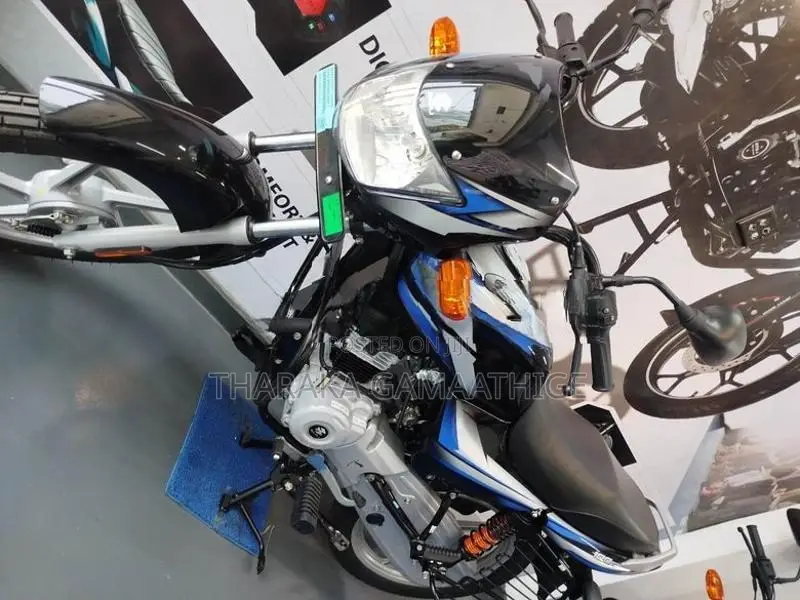 Bajaj CT100 2026
