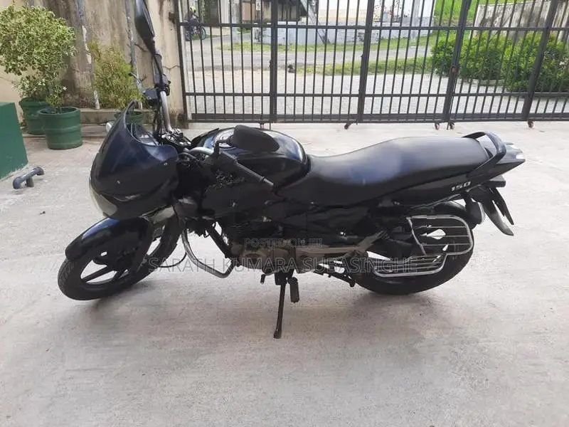 Bajaj Pulsar 150 2010