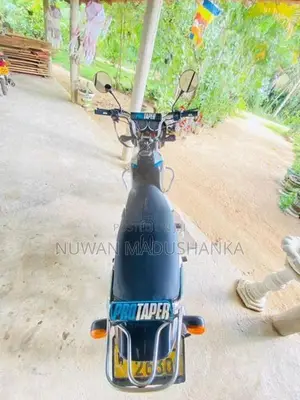 Bajaj CT100 2008