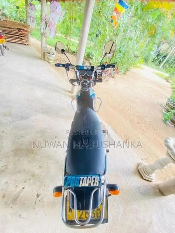Bajaj CT100 2008