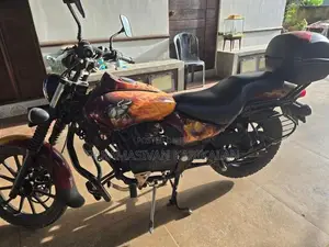Bajaj Avenger 2015