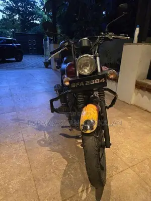 Bajaj Avenger 2015