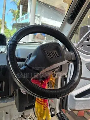 Bajaj Qute 2020