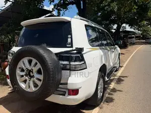 Toyota Land Cruiser Sahara V8 2008