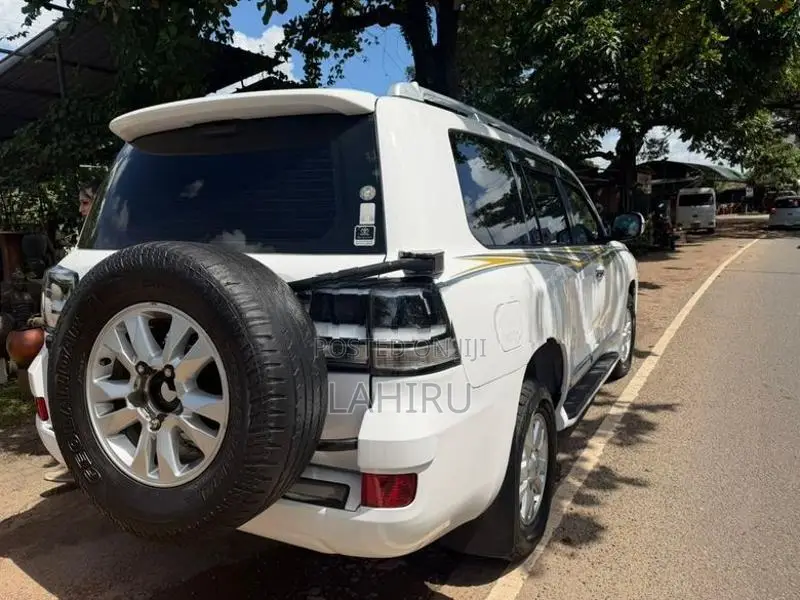 Toyota Land Cruiser Sahara V8 2008